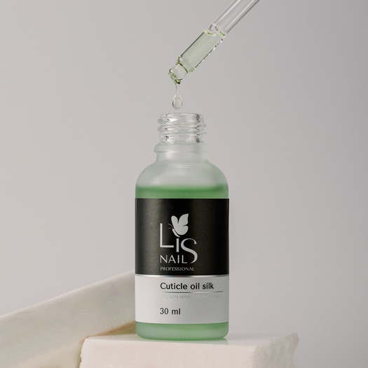Cuticle silk oil aloe